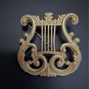 Gold Tone Harp Brooch